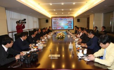 棗莊礦業(yè)集團(tuán)來公司參觀交流